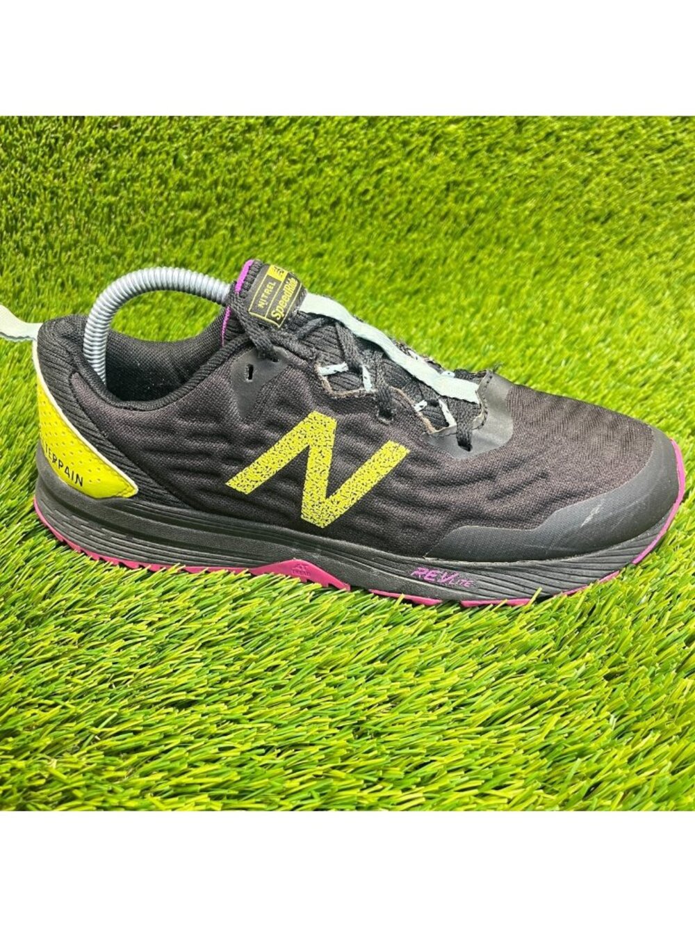 New Balance Nitrel v3 Womens Size 9.5 Black Yellow Running Shoes Sneakers‎